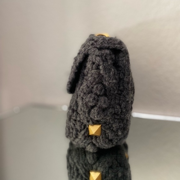 VALENTINO GARAVANI Medium Roman Stud Cashmere Shoulder Bag $3,150 - Picture 3 of 8